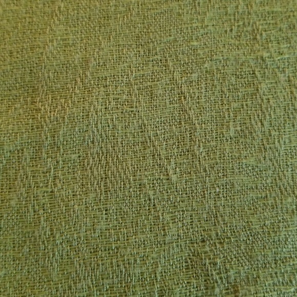 Green Shawl - Picture 2 of 2